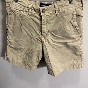 American eagle men’s slim fit khaki shorts, 28, 6 inch short